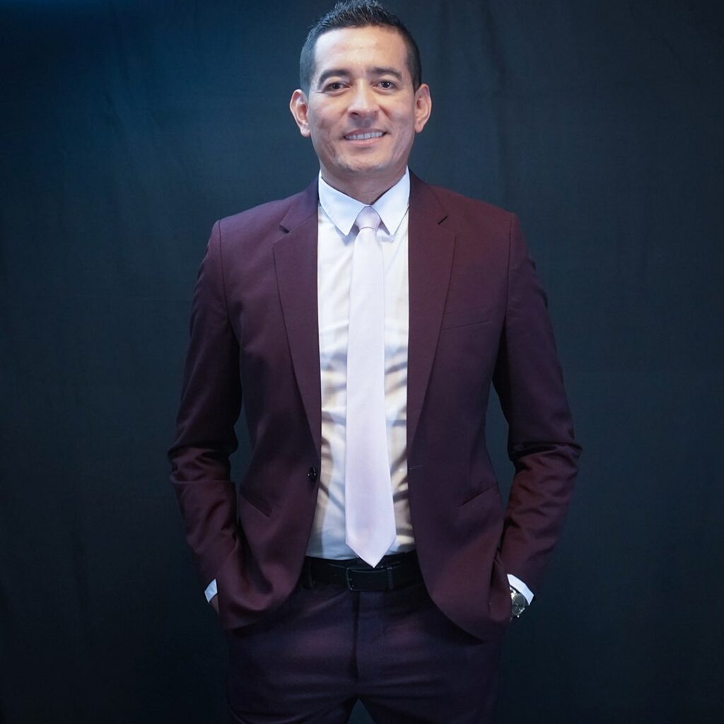 walter montes arka professional services ceo-min